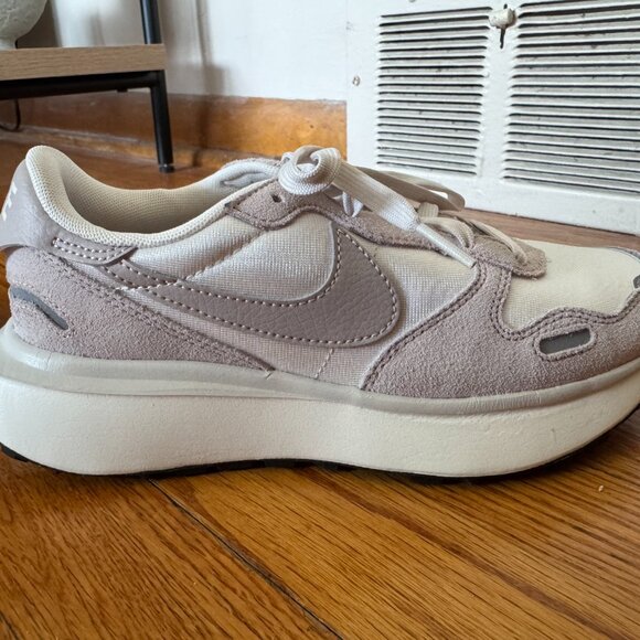 Nike Phoenix Waffle - Picture 9 of 15